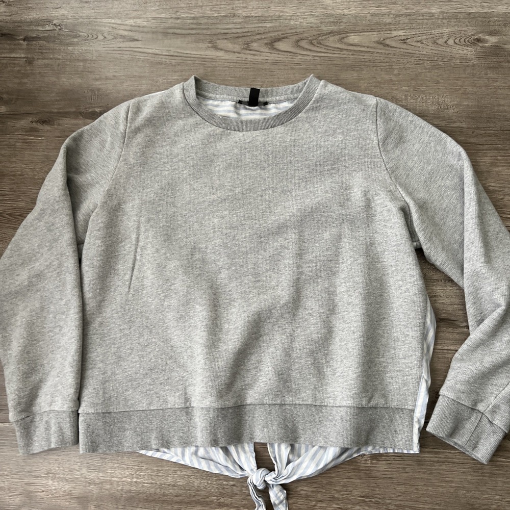J.Crew Mixed Media Sweatshirt Womens M Gray Striped Button Back